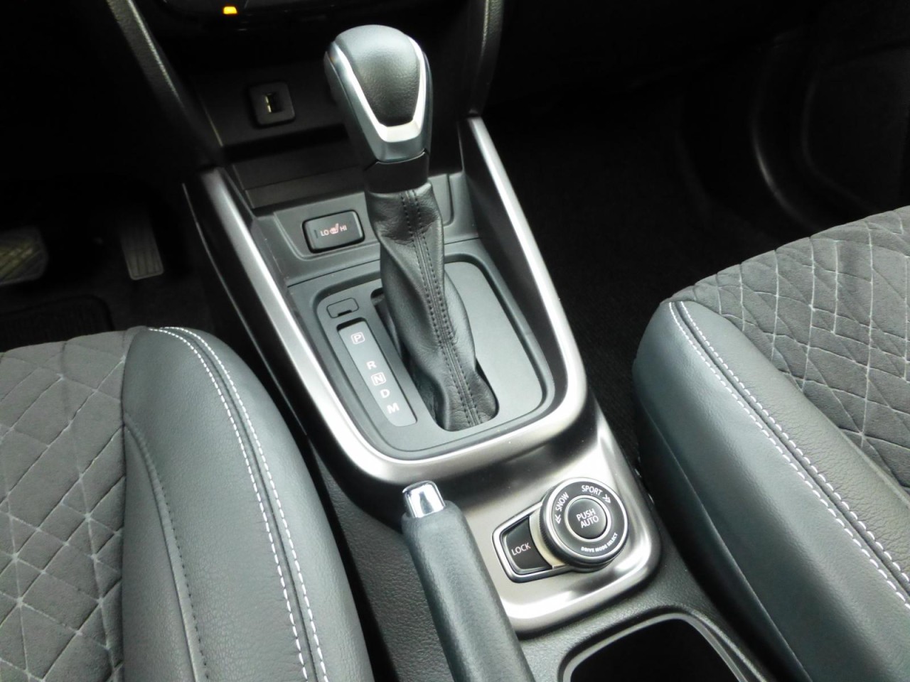 Vitara 1.5 AT M-Hybrid 4×4 Comf+ KLIMA NAVI AHK - Bild 18