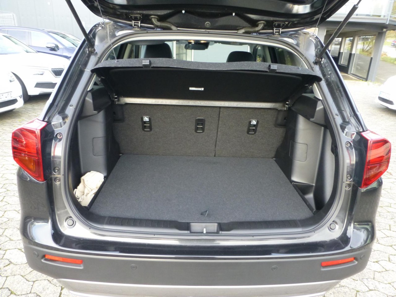 Vitara 1.5 AT M-Hybrid 4×4 Comf+ KLIMA NAVI AHK - Bild 22