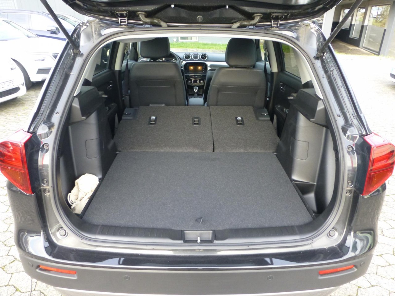 Vitara 1.5 AT M-Hybrid 4×4 Comf+ KLIMA NAVI AHK - Bild 23