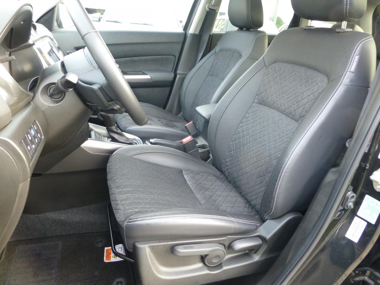 Vitara 1.5 AT M-Hybrid 4×4 Comf+ KLIMA NAVI AHK - Bild 27