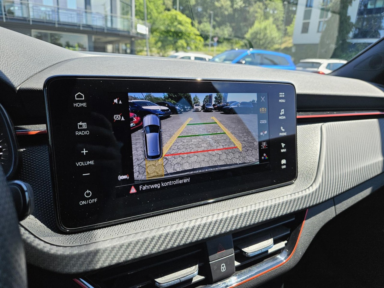 Kamiq 1.5 TSI DSG Monte Carlo AHK NAVI EL.HECKKL - Bild 10