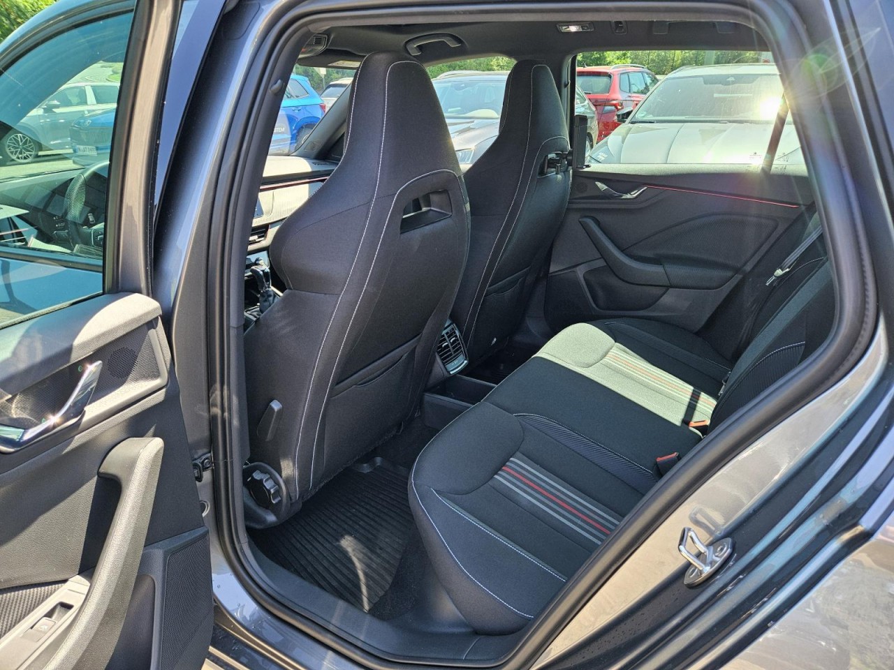 Kamiq 1.5 TSI DSG Monte Carlo AHK NAVI EL.HECKKL - Bild 15