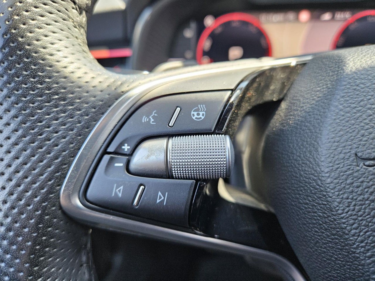Kamiq 1.5 TSI DSG Monte Carlo AHK NAVI EL.HECKKL - Bild 31
