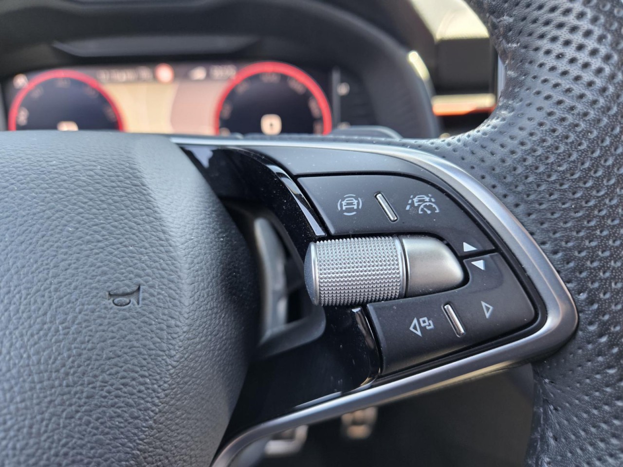 Kamiq 1.5 TSI DSG Monte Carlo AHK NAVI EL.HECKKL - Bild 32
