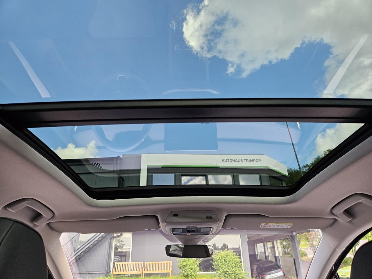 Enyaq 60 Loft PANO KLIMA AHK NAVI - Bild 13