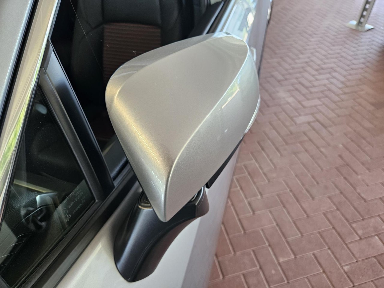 Across 2.5 AT Comfort+ Plug-In Hybrid KLIMA NAVI - Bild 4
