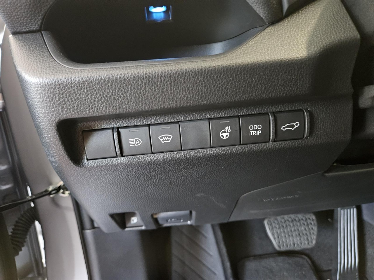 Across 2.5 AT Comfort+ Plug-In Hybrid KLIMA NAVI - Bild 6