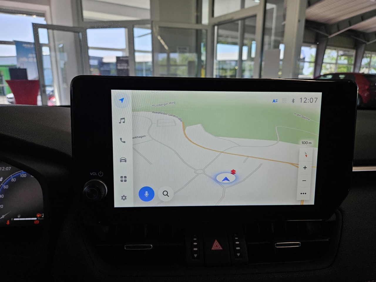 Across 2.5 AT Comfort+ Plug-In Hybrid KLIMA NAVI - Bild 9