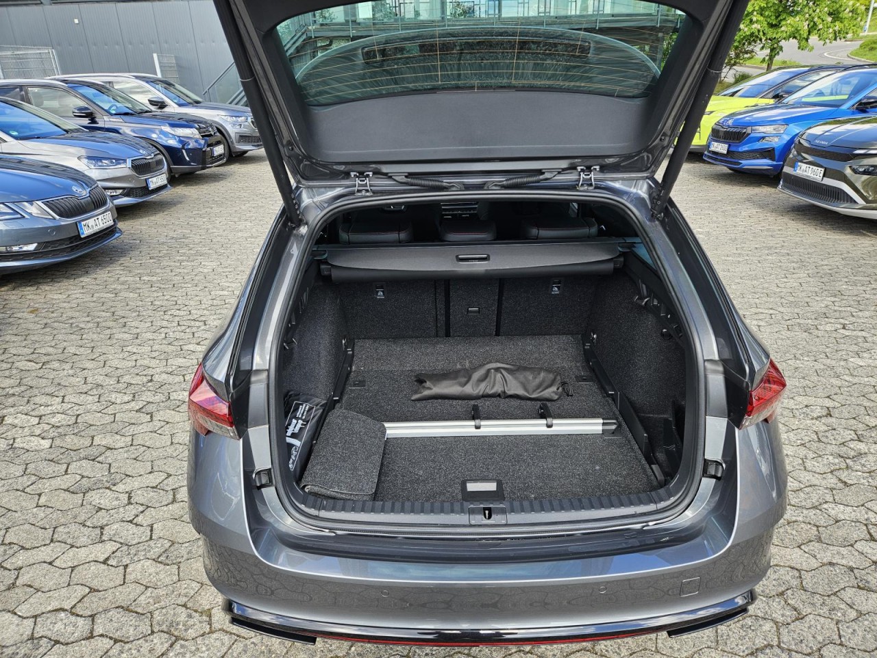 Octavia 2.0 TSI DSG RS AHK STHZ NAV KLIMA PANO - Bild 20