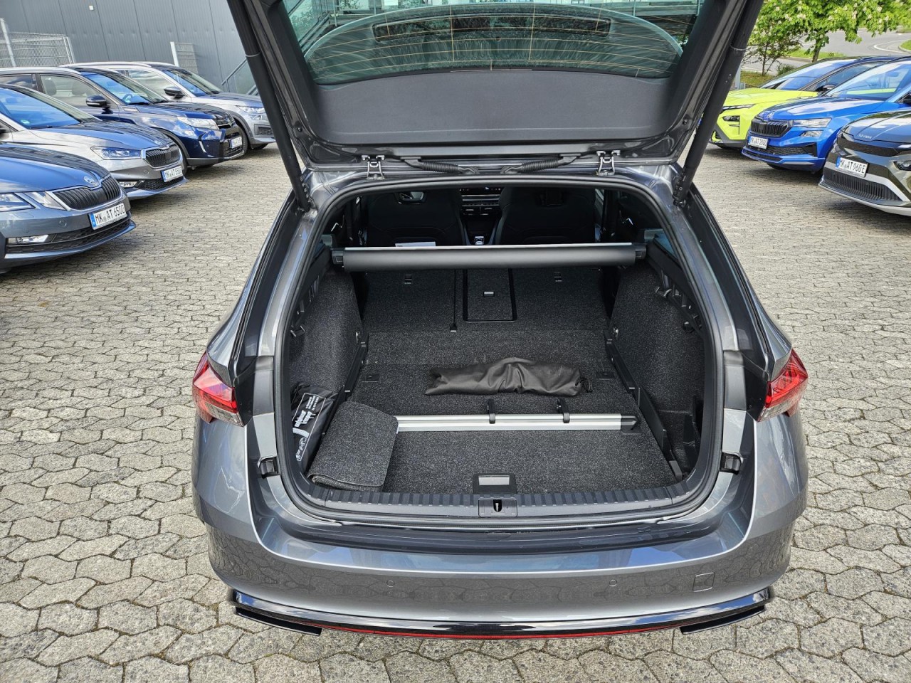 Octavia 2.0 TSI DSG RS AHK STHZ NAV KLIMA PANO - Bild 21