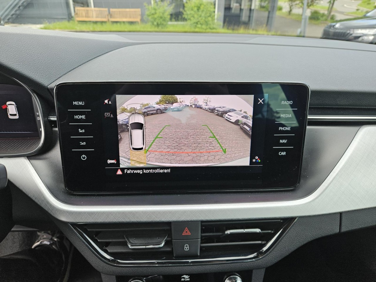 Kamiq 1.0 TSI Tour NAVI KLIMA SHZ LED KAM LM - Bild 11