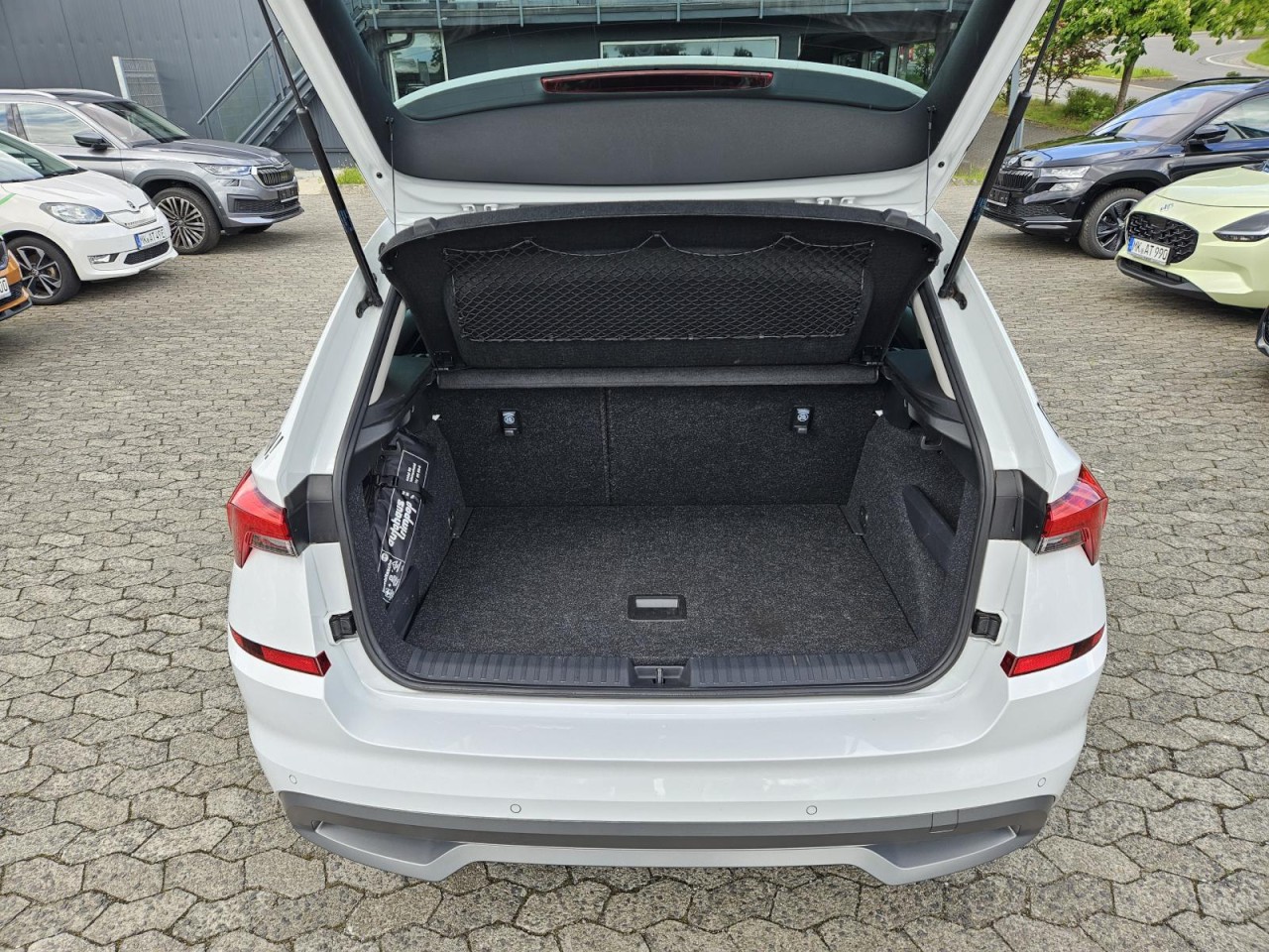Kamiq 1.0 TSI Tour NAVI KLIMA SHZ LED KAM LM - Bild 16