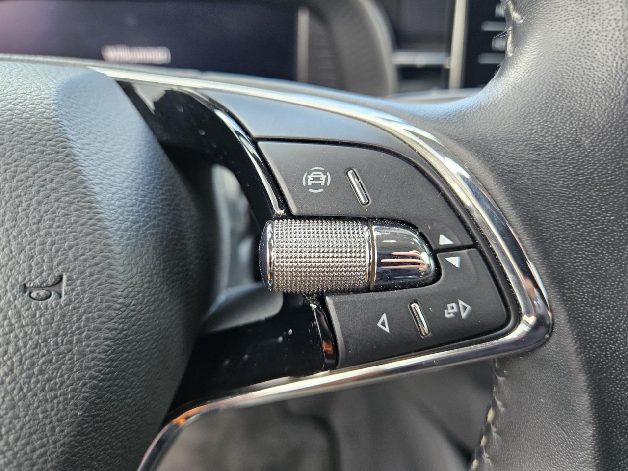 Kamiq 1.0 TSI Tour NAVI KLIMA SHZ LED KAM LM - Bild 28