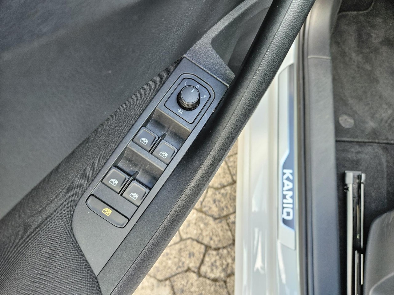 Kamiq 1.0 TSI Tour NAVI KLIMA SHZ LED KAM LM - Bild 4
