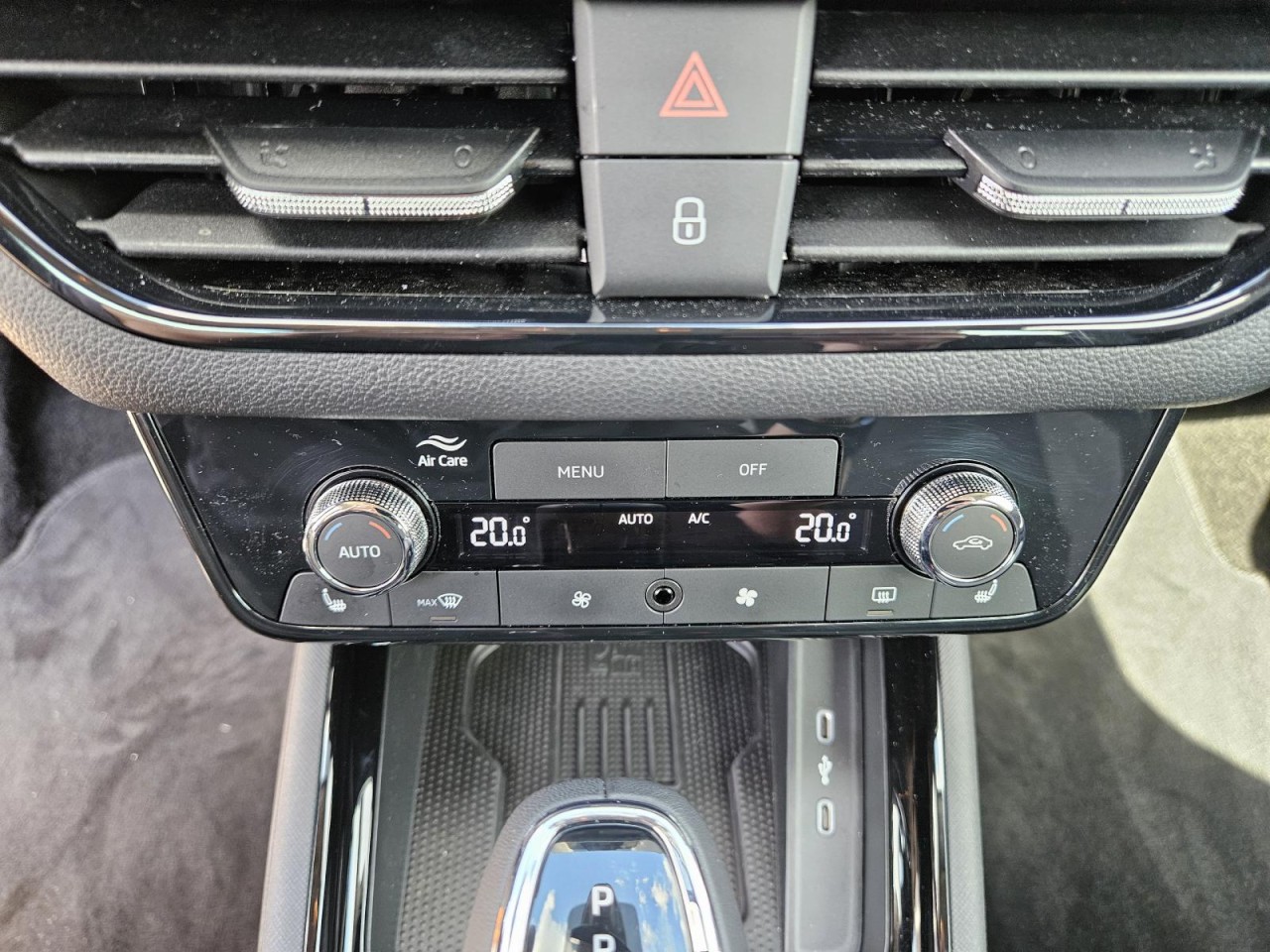 Kamiq 1.0 TSI DSG Tour AHK KAM NAVI KLIMA SHZ - Bild 11