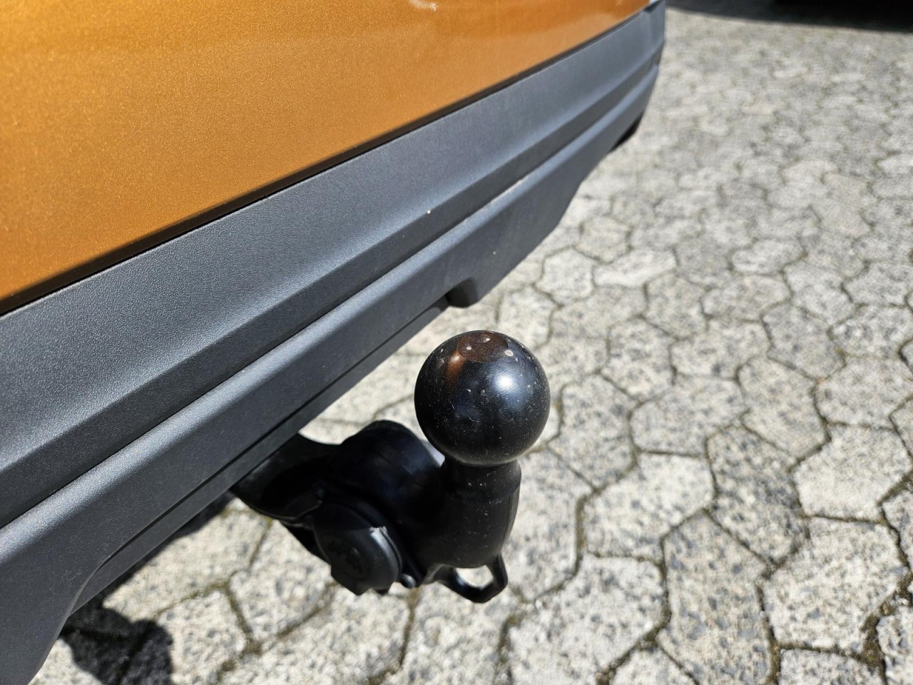 Kamiq 1.0 TSI DSG Tour AHK KAM NAVI KLIMA SHZ - Bild 18