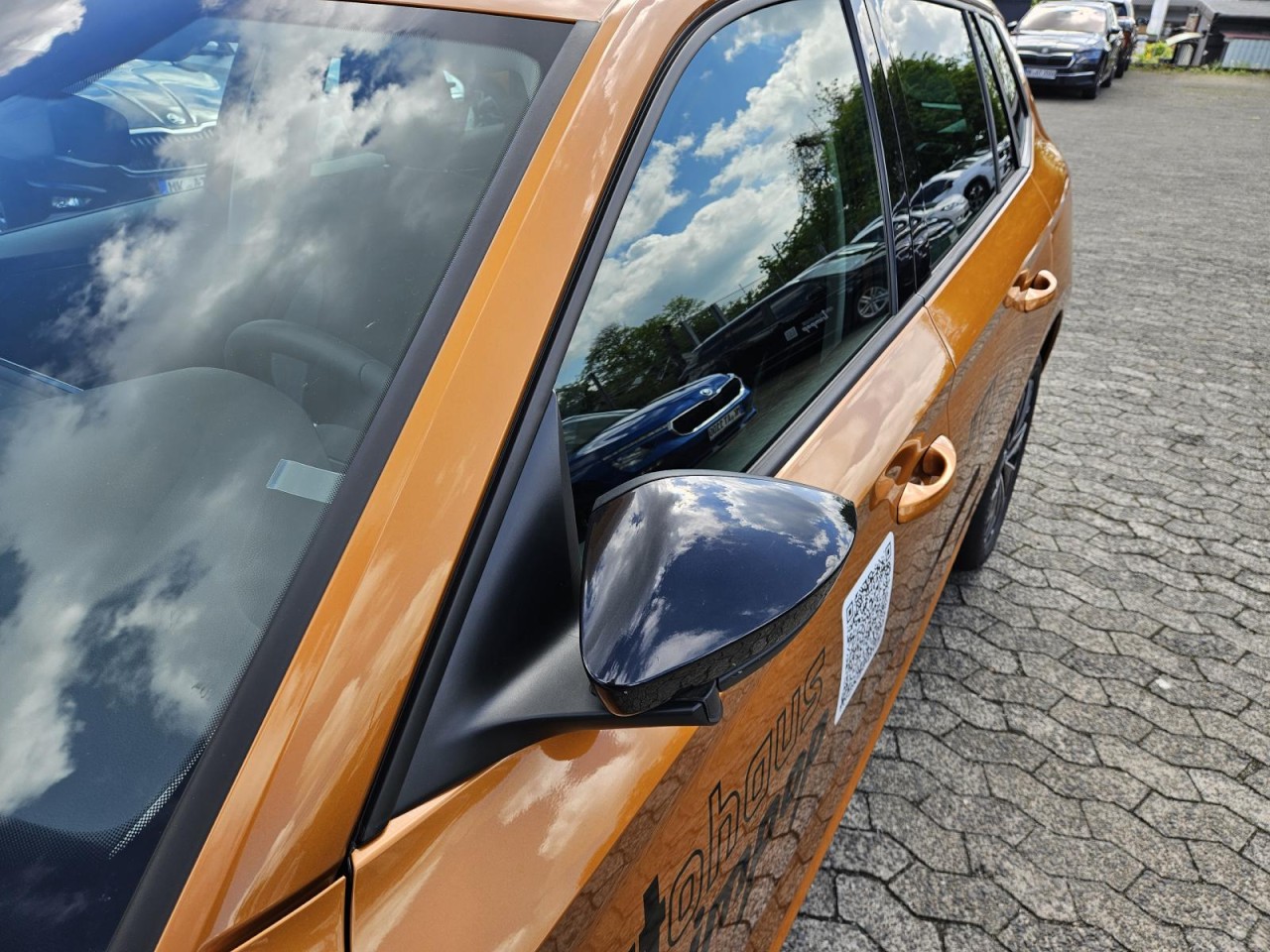 Kamiq 1.0 TSI DSG Tour AHK KAM NAVI KLIMA SHZ - Bild 4