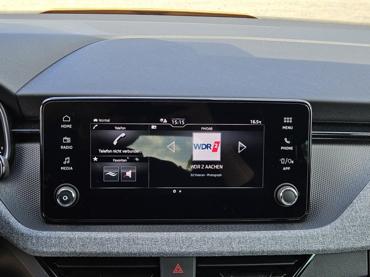 Kamiq 1.0 TSI DSG Tour AHK KAM NAVI KLIMA SHZ - Bild 9