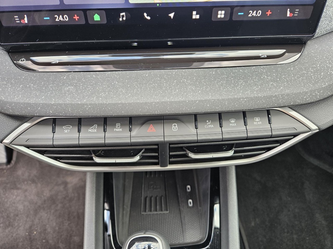 Octavia 1.5 TSI Tour AHK NAV KAM KLIMA - Bild 12