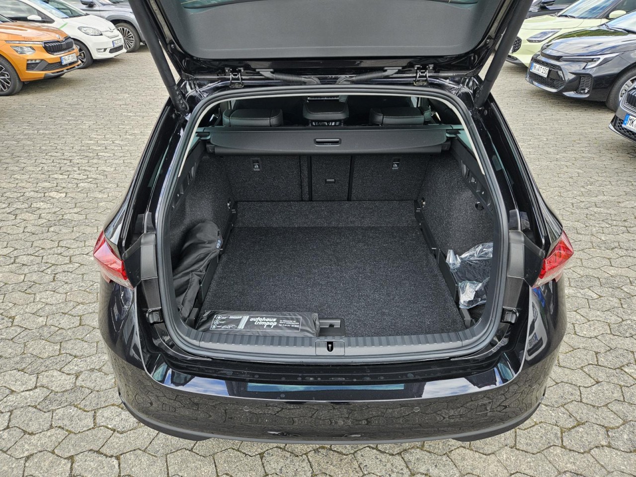 Octavia 1.5 TSI Tour AHK NAV KAM KLIMA - Bild 18