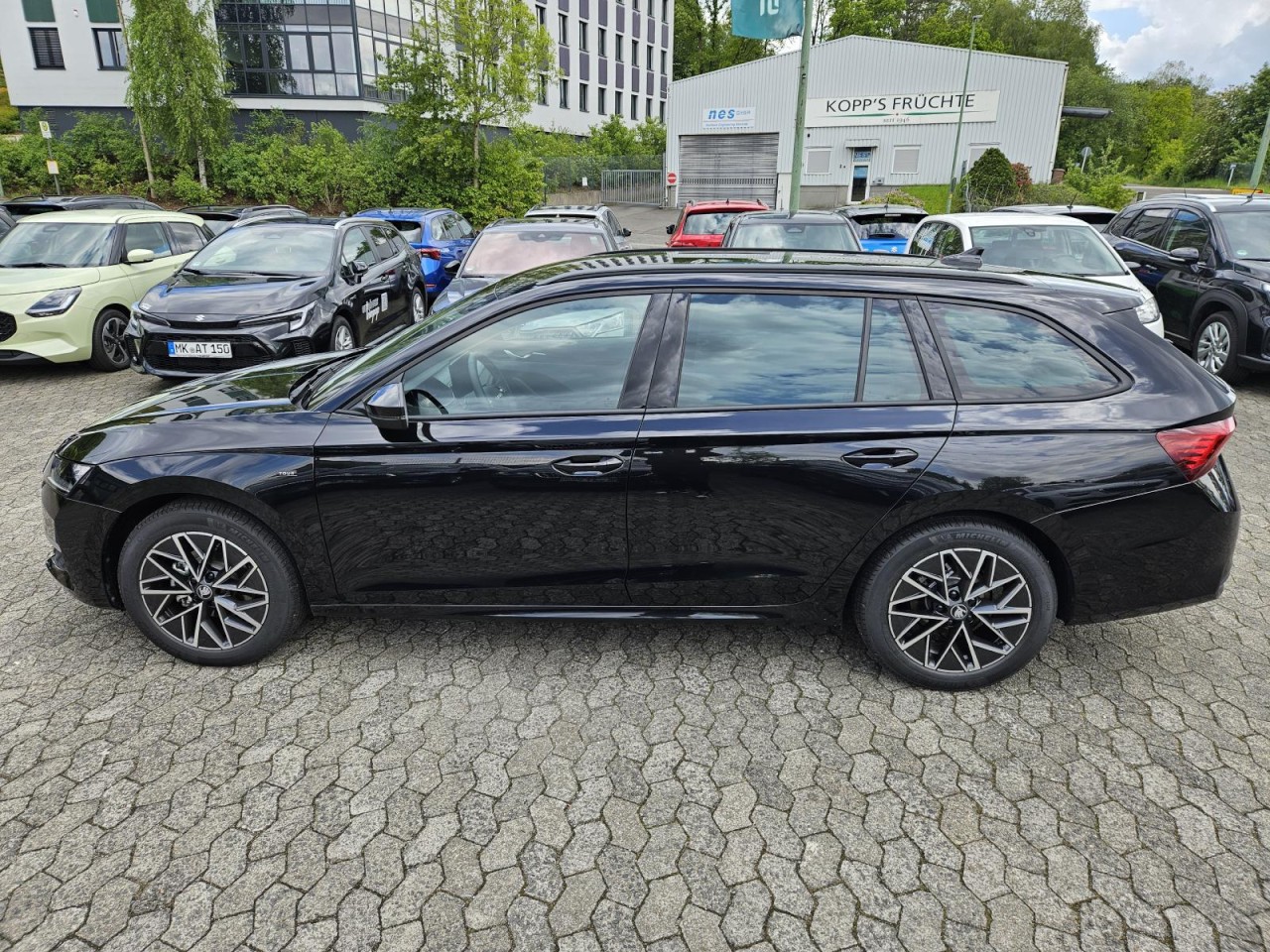 Octavia 1.5 TSI Tour AHK NAV KAM KLIMA - Bild 26