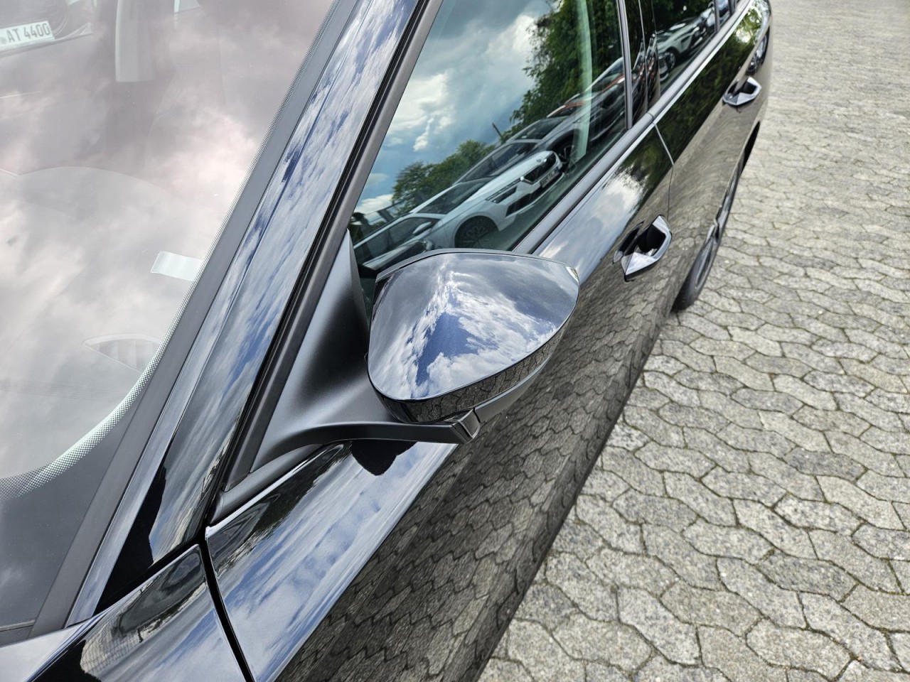 Octavia 1.5 TSI Tour AHK NAV KAM KLIMA - Bild 4