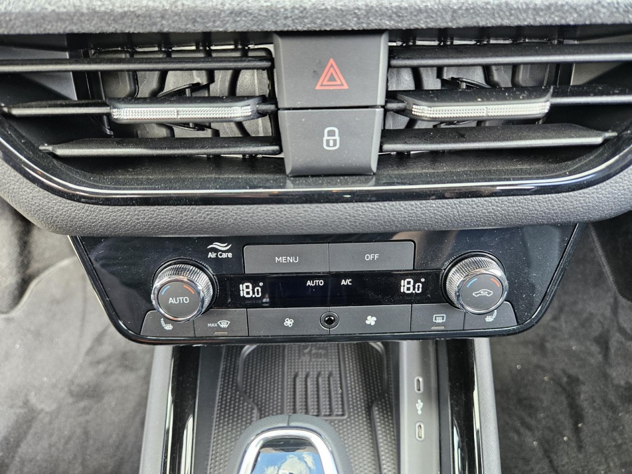 Scala 1.0 TSI DSG Tour NAVI KLIMA SMARTLINK LED - Bild 12
