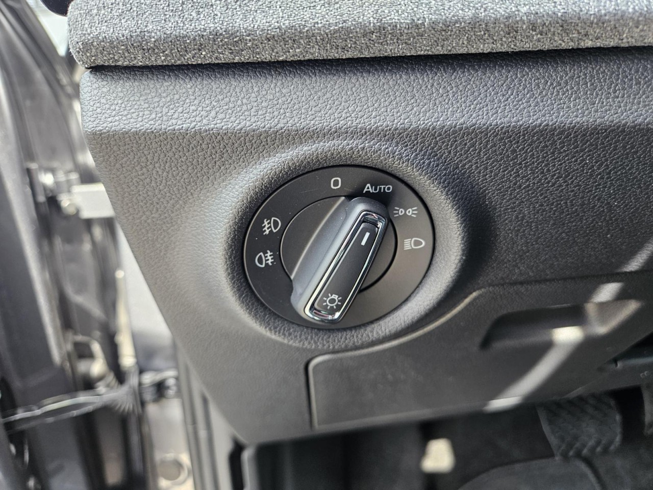 Scala 1.0 TSI DSG Tour NAVI KLIMA SMARTLINK LED - Bild 6