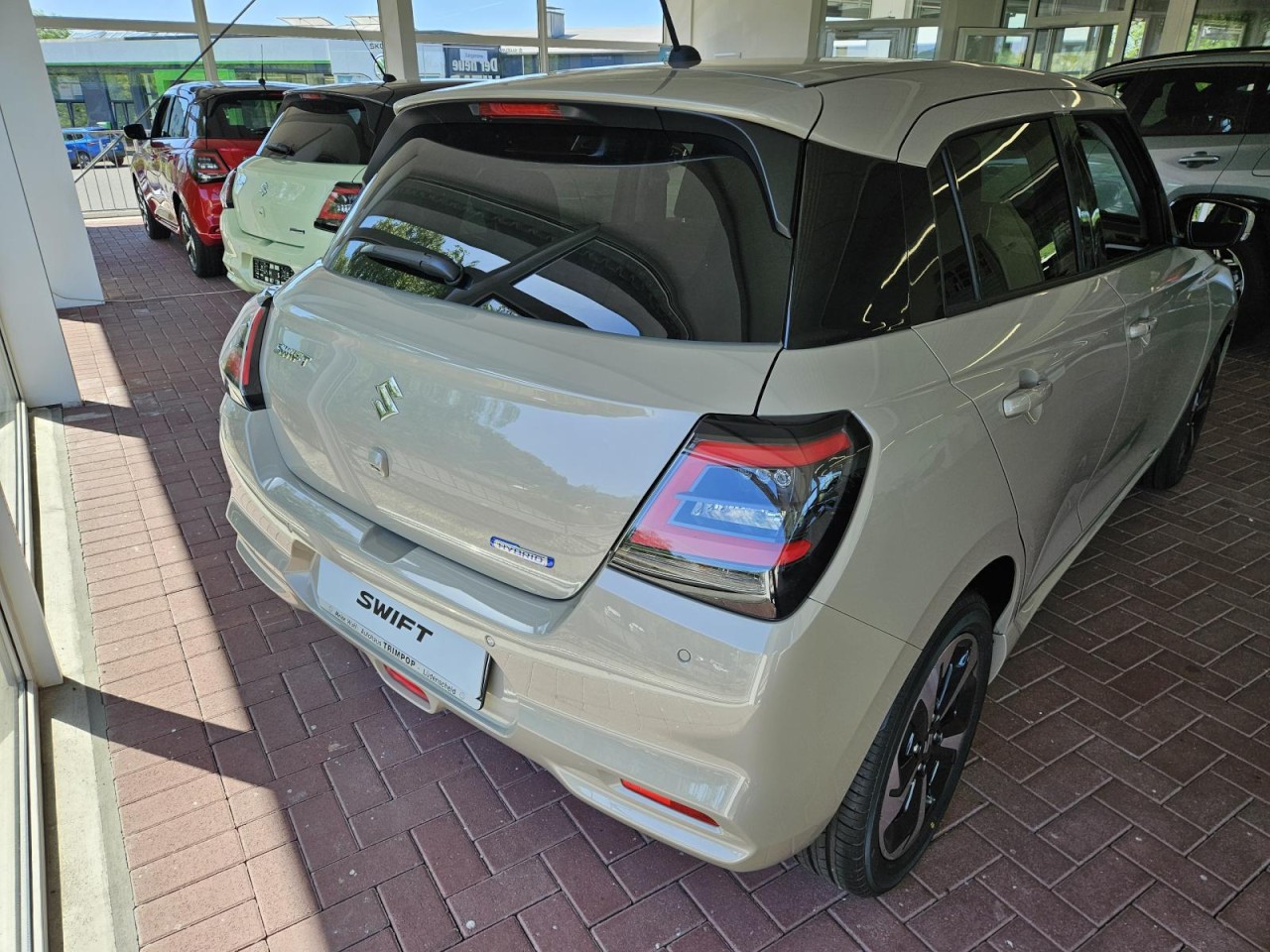 Swift 1.2 CVT M-Hybrid Comfort+ NAVI SHZ LED KAM - Bild 2
