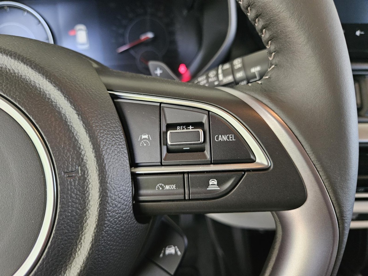 Swift 1.2 CVT M-Hybrid Comfort+ NAVI SHZ LED KAM - Bild 24