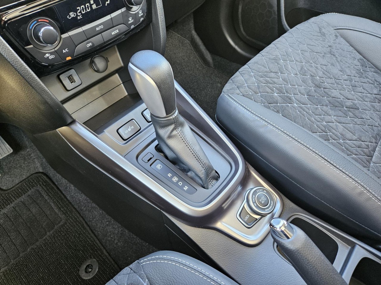 Vitara 1.4 AT Comfort+ ALLGRIP KAM LED SHZ NAVI - Bild 12
