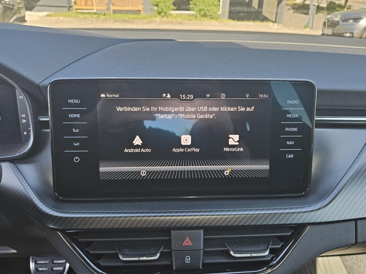 Kamiq 1.5 TSI DSG Monte Carlo NAV KAM LED PANO - Bild 11
