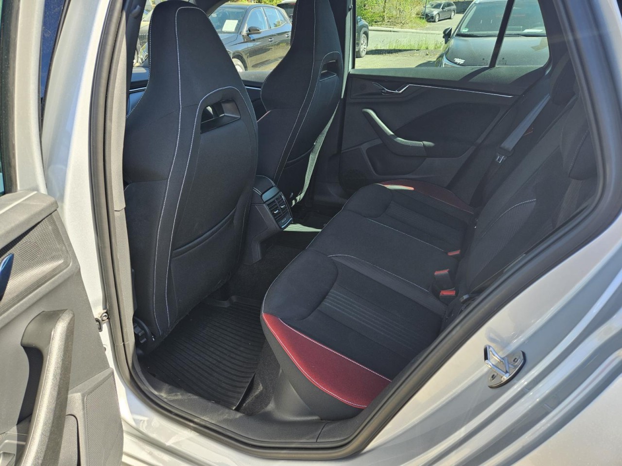 Kamiq 1.5 TSI DSG Monte Carlo NAV KAM LED PANO - Bild 16