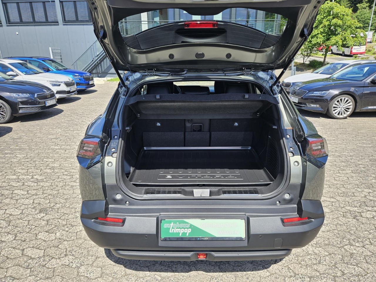 e Vitara EV AT Comfort+ 61kWH PANO LED KAM KLIMA - Bild 18