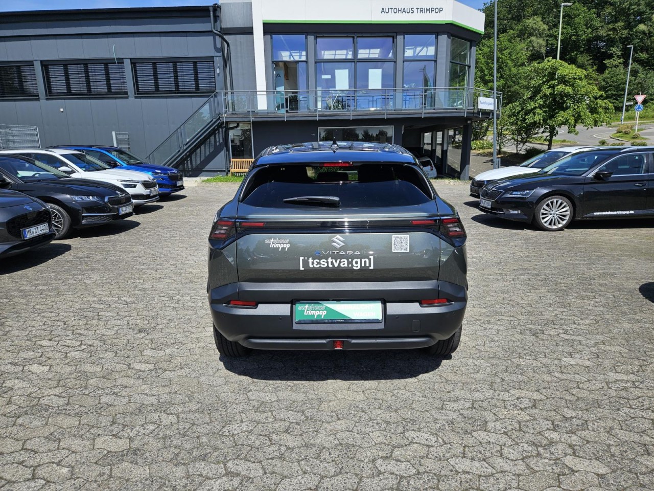 e Vitara EV AT Comfort+ 61kWH PANO LED KAM KLIMA - Bild 2
