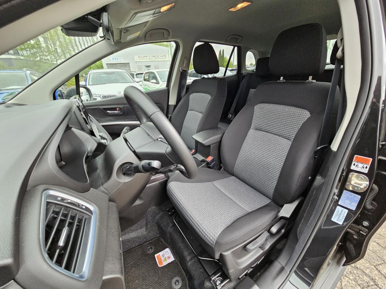 SX4 S-Cross 1.4 M-Hybrid Comf LED SHZ KAM SMARTL - Bild 25
