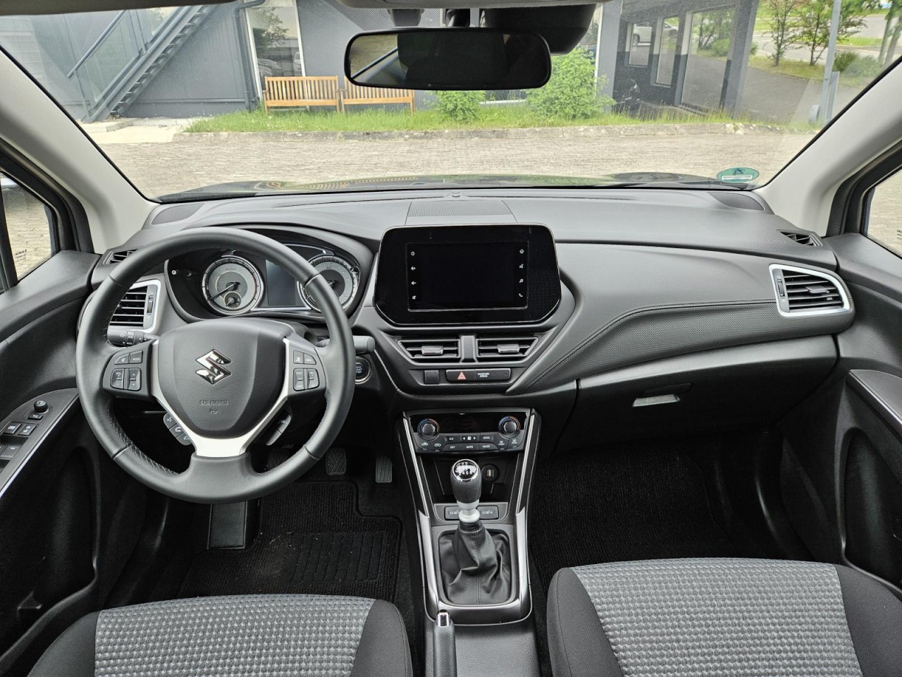 SX4 S-Cross 1.4 M-Hybrid Comf LED SHZ KAM SMARTL - Bild 6