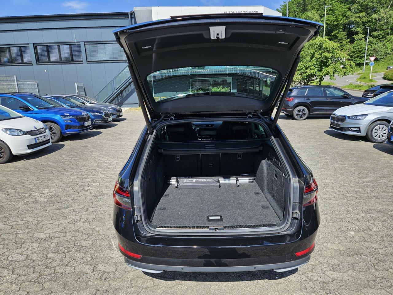 Superb Combi 2.0 TDI DSG Sportline 4×4 PANO NAVI - Bild 20