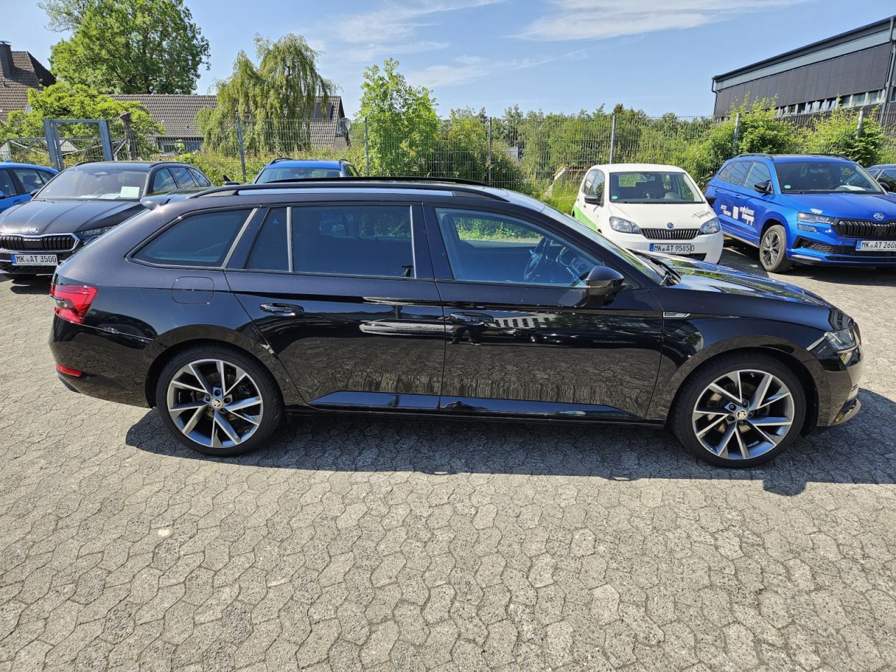Superb Combi 2.0 TDI DSG Sportline 4×4 PANO NAVI - Bild 24