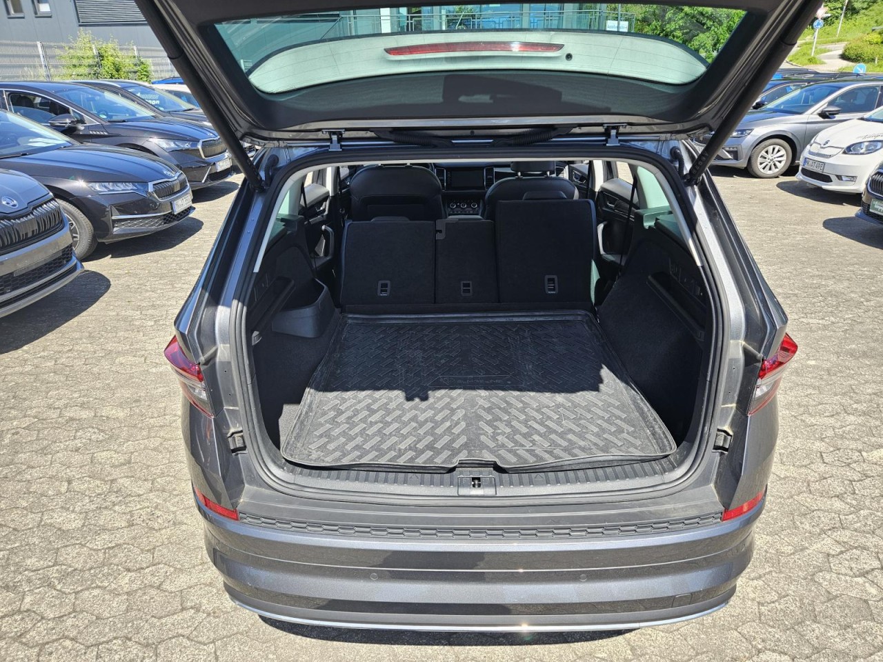 Kodiaq 2.0 TSI DSG L&K 4×4 AHK PANO STANDHZ KAM - Bild 20