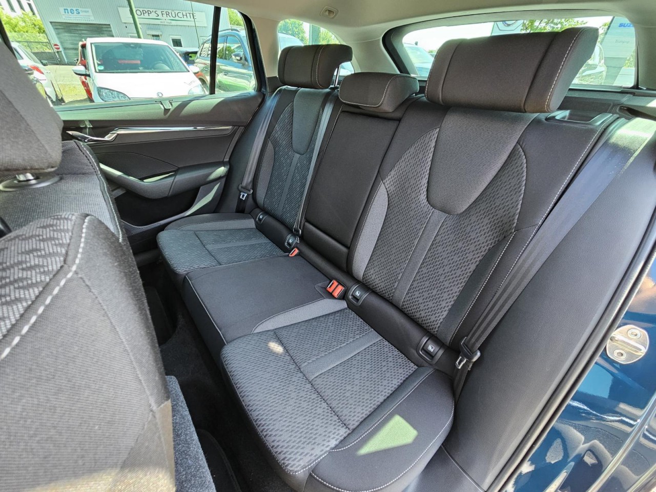 Octavia Combi 2.0 TDI DSG Style 4×4 AHK NAV HUD - Bild 14