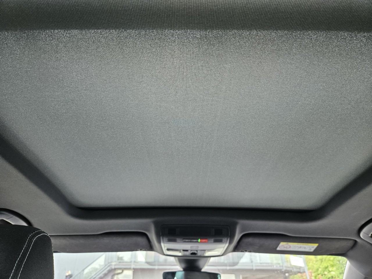 Karoq 1.5 TSI DSG Sportline AHK PANO STANDHZ LM - Bild 13