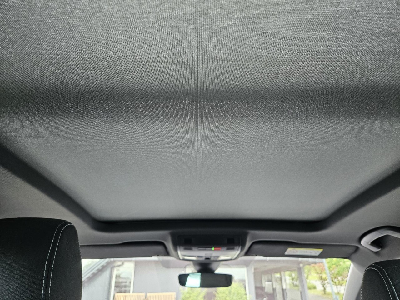Karoq 1.5 TSI DSG Sportline AHK PANO STANDHZ LM - Bild 14