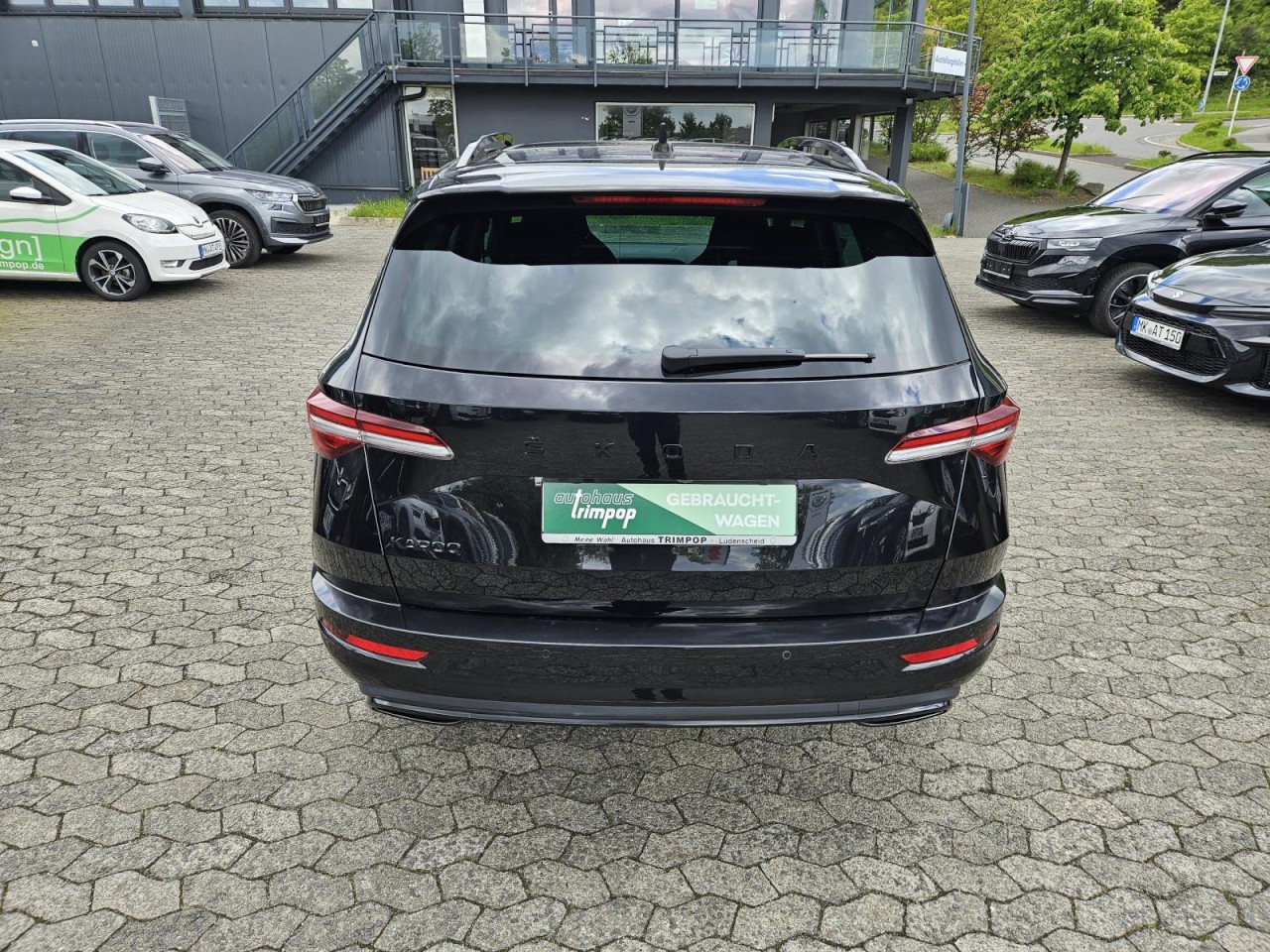 Karoq 1.5 TSI DSG Sportline AHK PANO STANDHZ LM - Bild 2