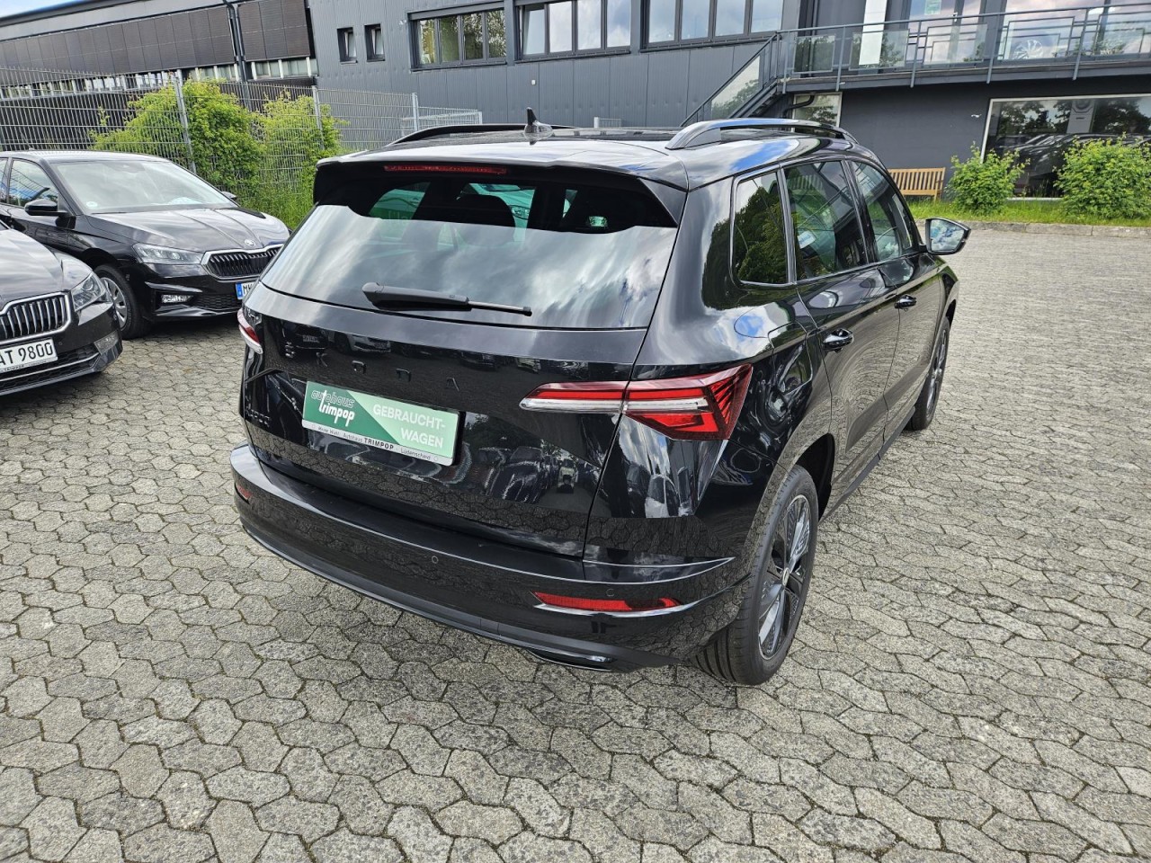 Karoq 1.5 TSI DSG Sportline AHK PANO STANDHZ LM - Bild 27