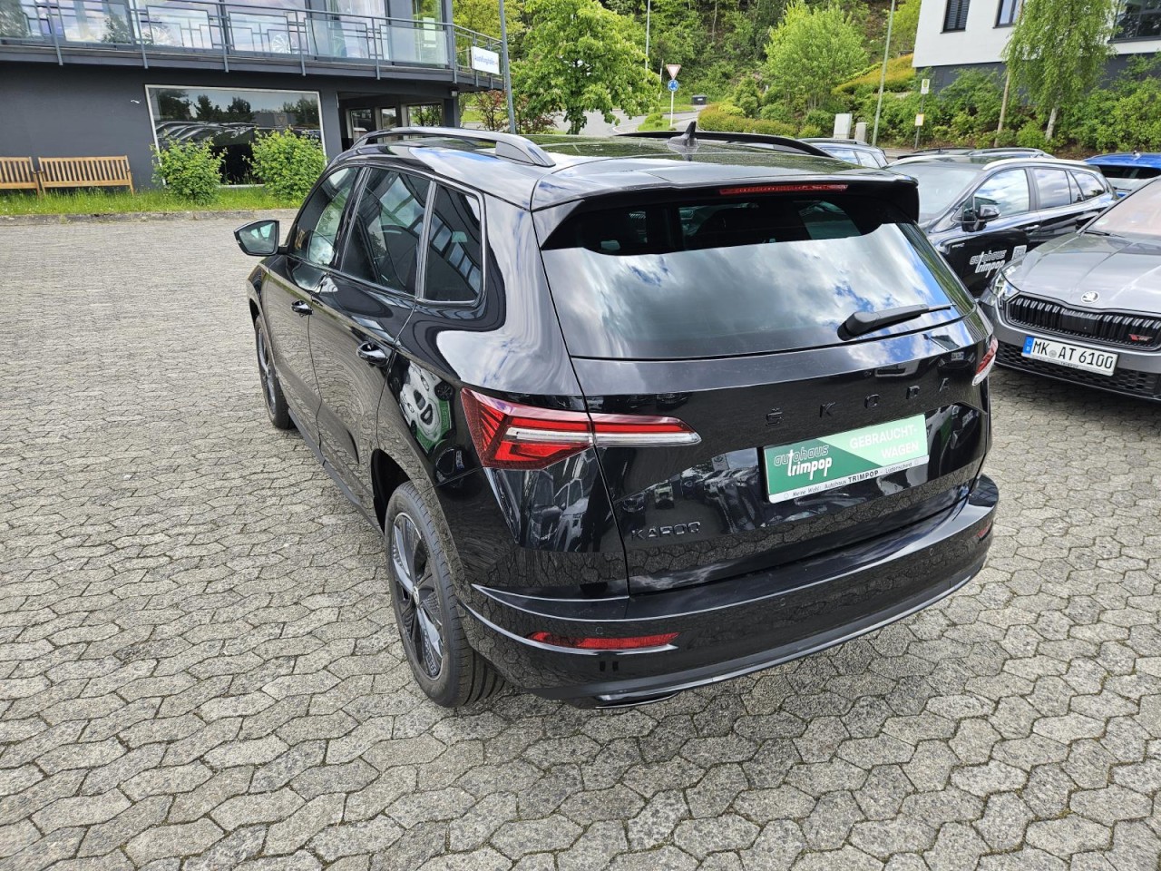 Karoq 1.5 TSI DSG Sportline AHK PANO STANDHZ LM - Bild 28