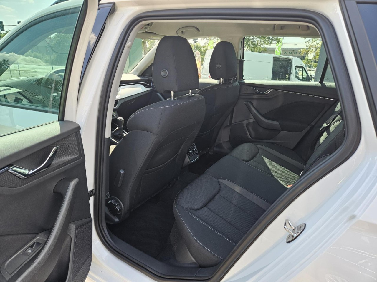 Kamiq 1.0 TSI Tour 5-Gang KLIMA SHZ SMARTLINK - Bild 12