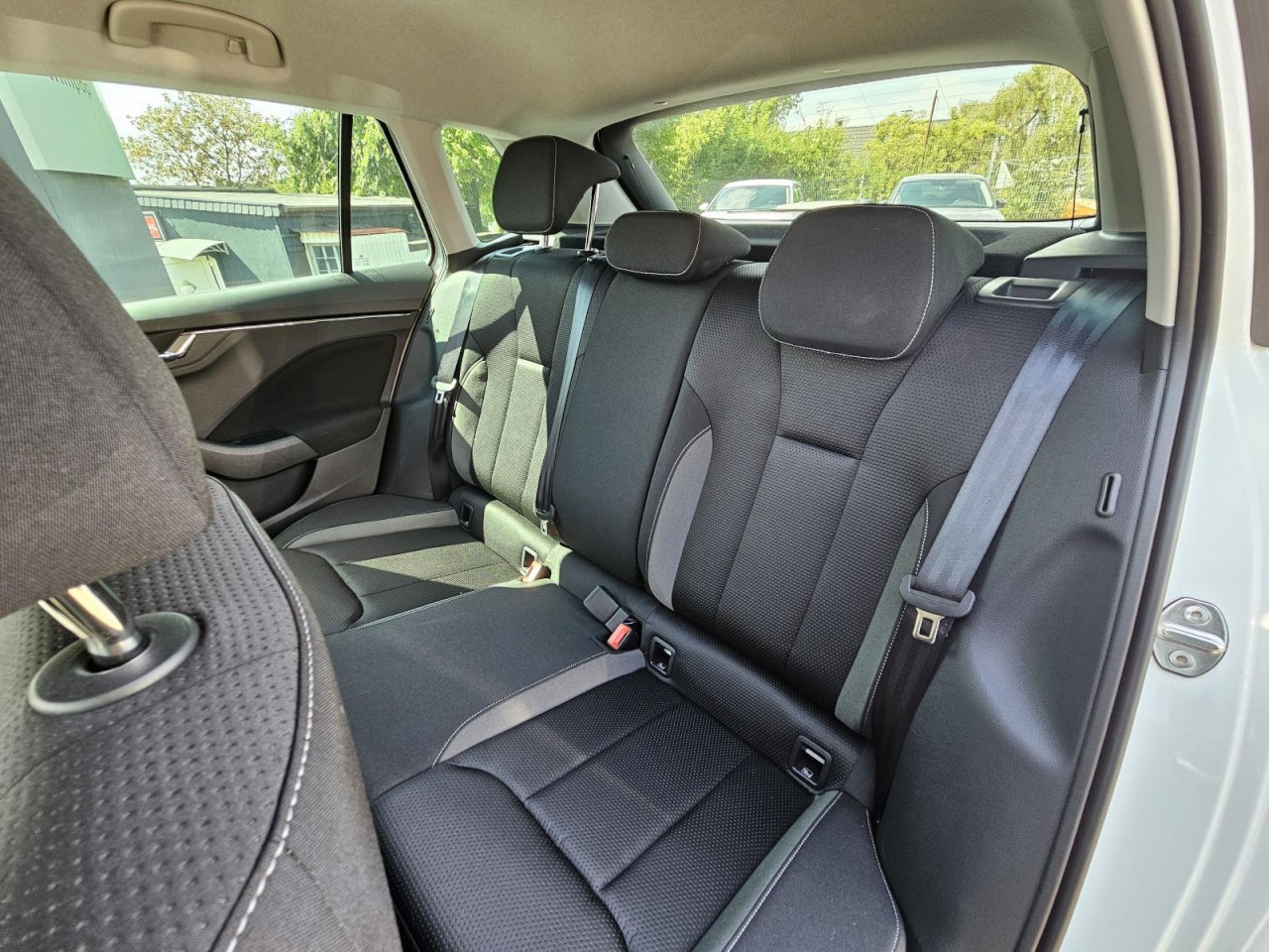 Kamiq 1.0 TSI Tour 5-Gang KLIMA SHZ SMARTLINK - Bild 14
