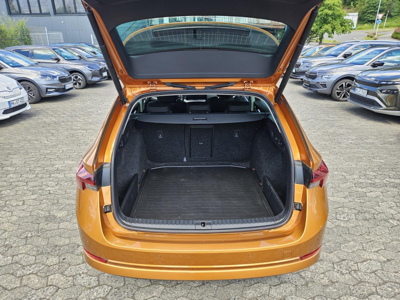Octavia Combi 1.5 TSI DSG Ambition AHK LED KLIMA - Bild 16