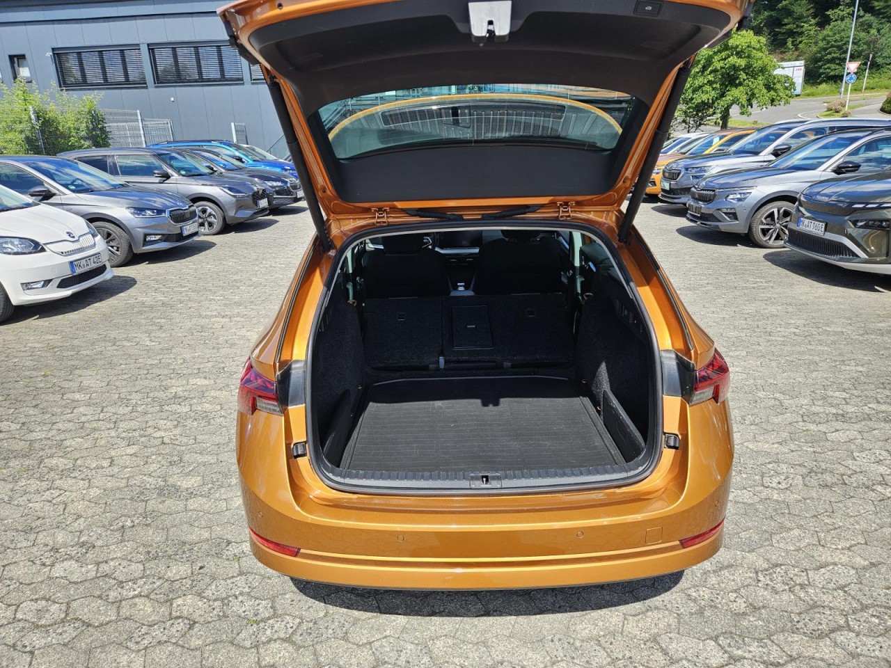 Octavia Combi 1.5 TSI DSG Ambition AHK LED KLIMA - Bild 17